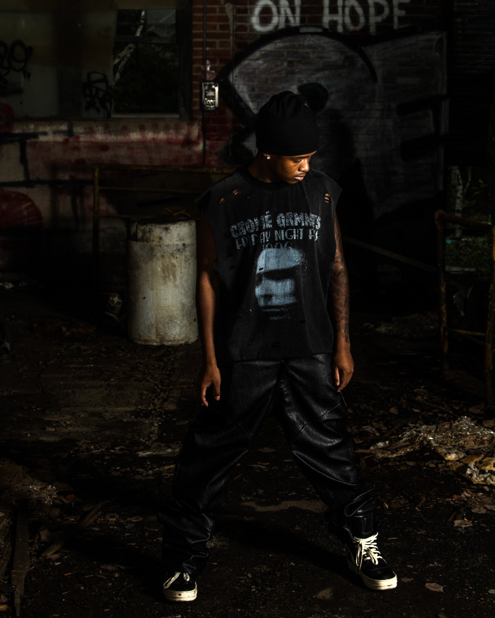 "FRIDAY NIGHTS" SLEEVELESS T-SHIRT